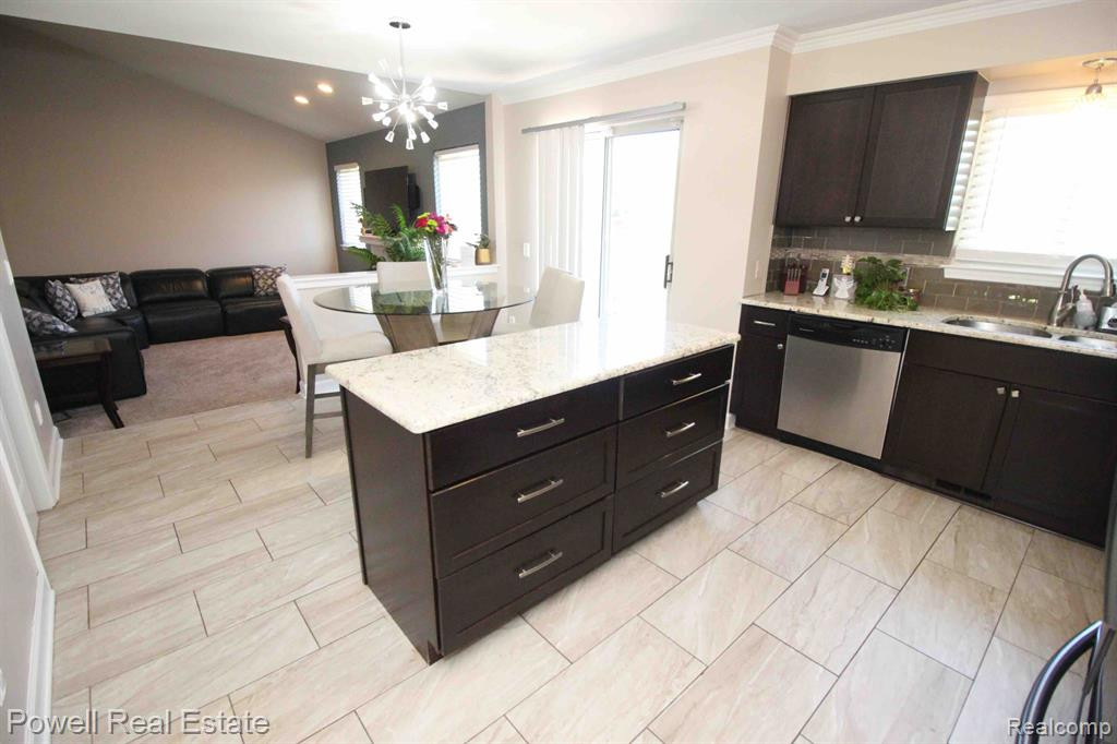 3264 RIVER MEADOW Circle, Canton, MI 48188 — Photo 17