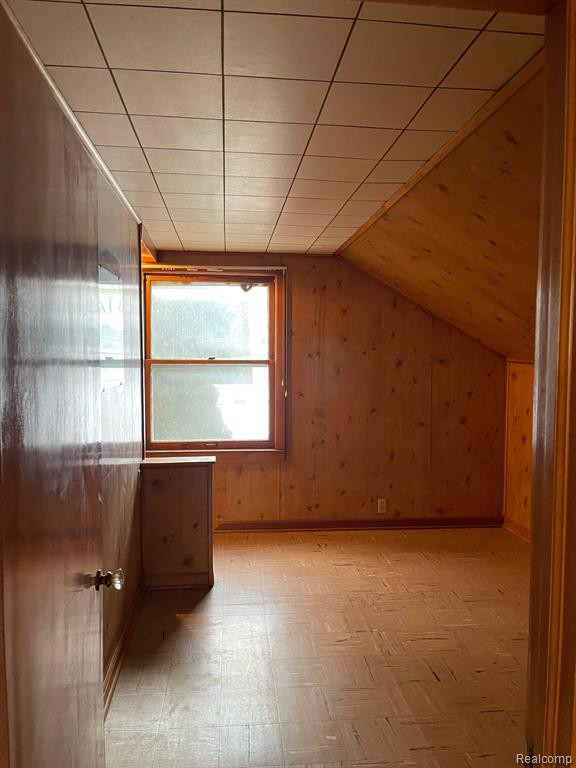 8038 RIVERDALE Street, Dearborn Heights, MI 48127 — Photo 28