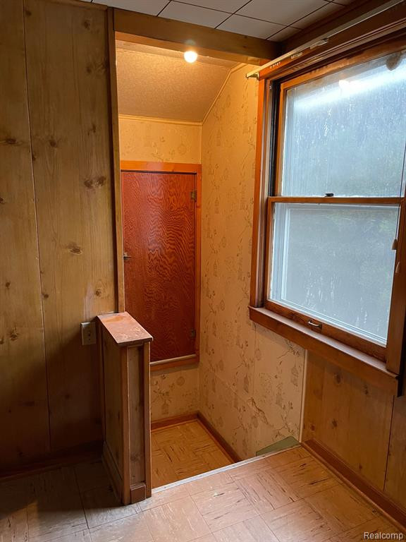 8038 RIVERDALE Street, Dearborn Heights, MI 48127 — Photo 29