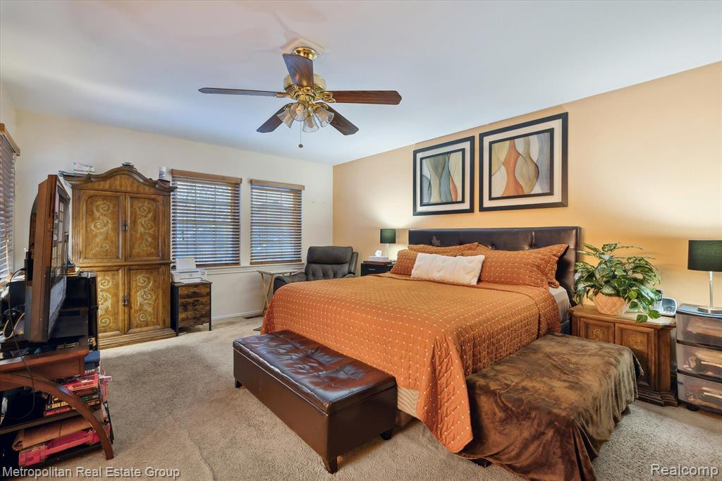 25089 OAKBROOKE Drive, Southfield, MI 48033 — Photo 16