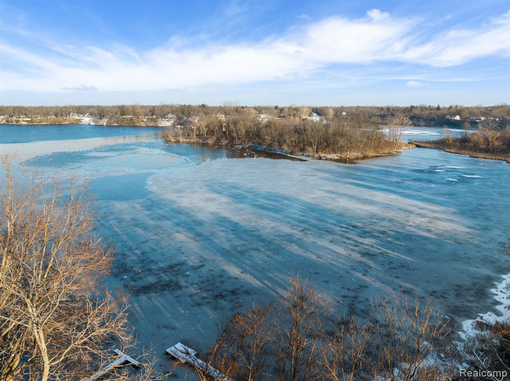 13311 LAKE POINT Boulevard, Van Buren, MI 48111 — Photo 12