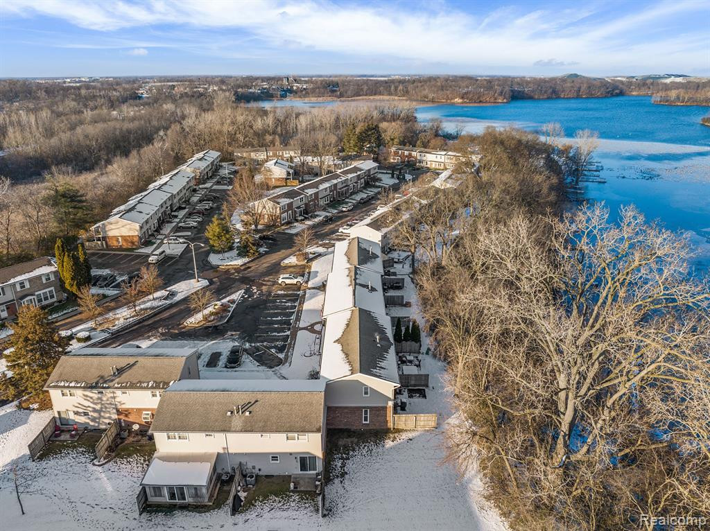 13311 LAKE POINT Boulevard, Van Buren, MI 48111 — Photo 19
