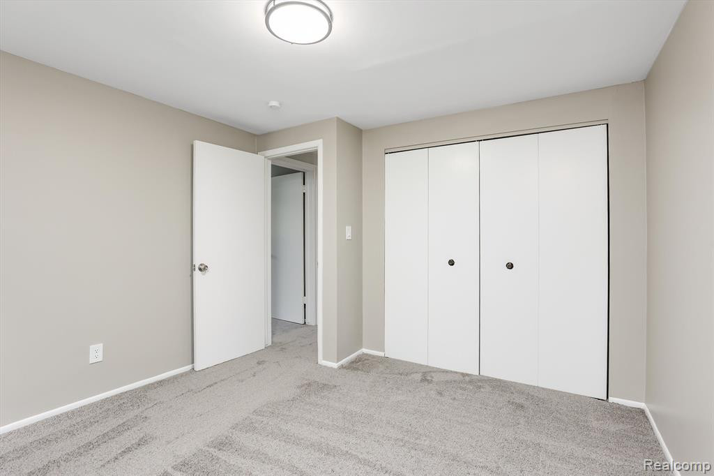 519 LONGSHORE Drive, A, Ann Arbor, MI 48105 — Photo 19