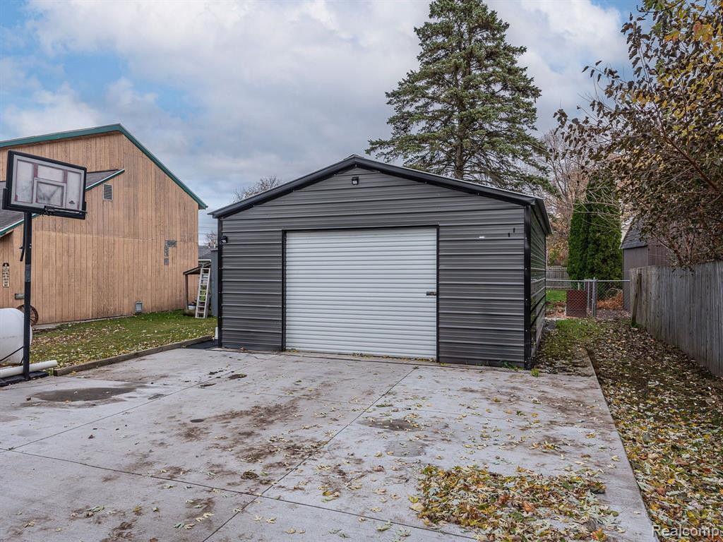 457 RAISIN Street, Deerfield, MI 49238 — Photo 17