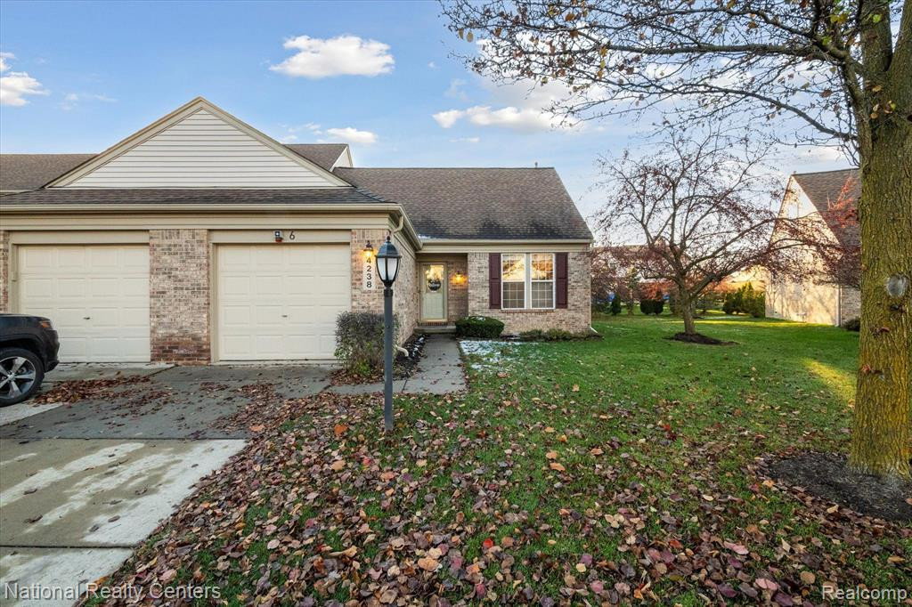 4238 Hunters Circle W, Canton, MI 48188 — front exterior