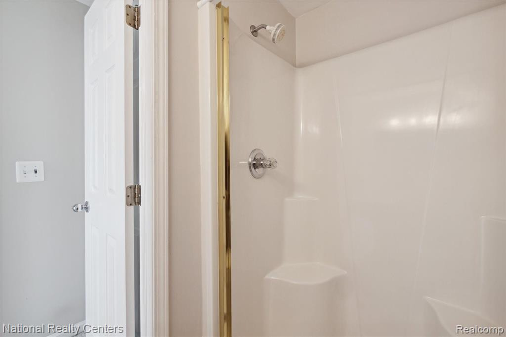 4238 Hunters Circle W, Canton, MI 48188 — Photo 21