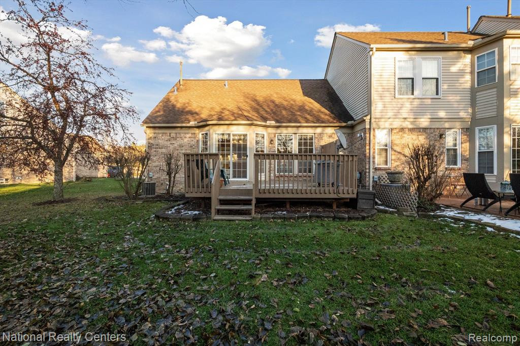 4238 Hunters Circle W, Canton, MI 48188 — Photo 28