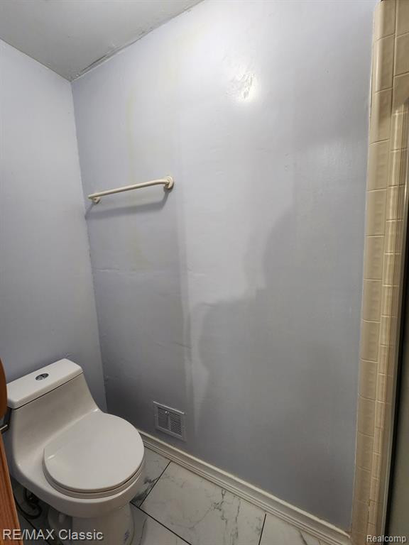 24631 Bashian Drive, Novi, MI — Photo 9