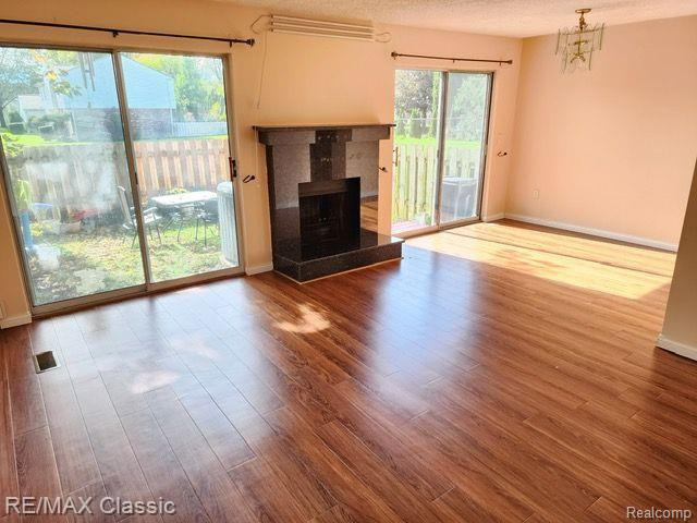 24631 Bashian Drive, Novi, MI — Photo 18