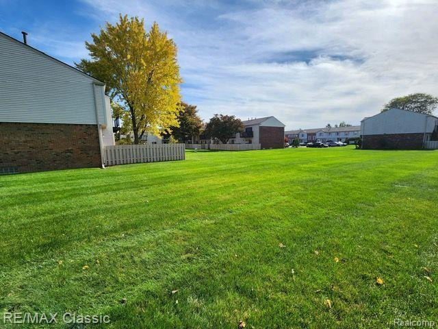 24631 Bashian Drive, Novi, MI — Photo 19