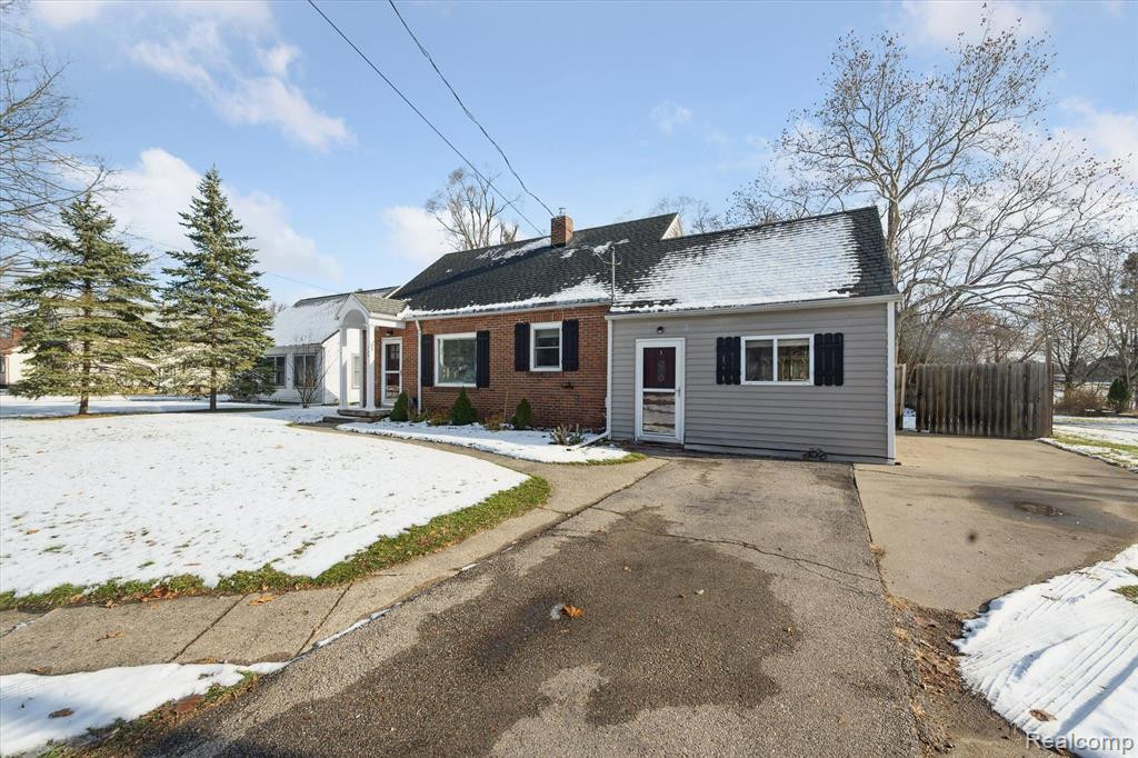 155 EAST Avenue, Grass Lake, MI 49240 — Photo 4