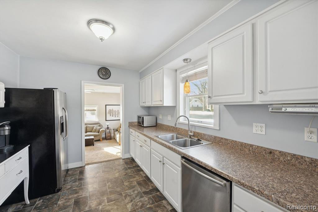 155 EAST Avenue, Grass Lake, MI 49240 — Photo 19