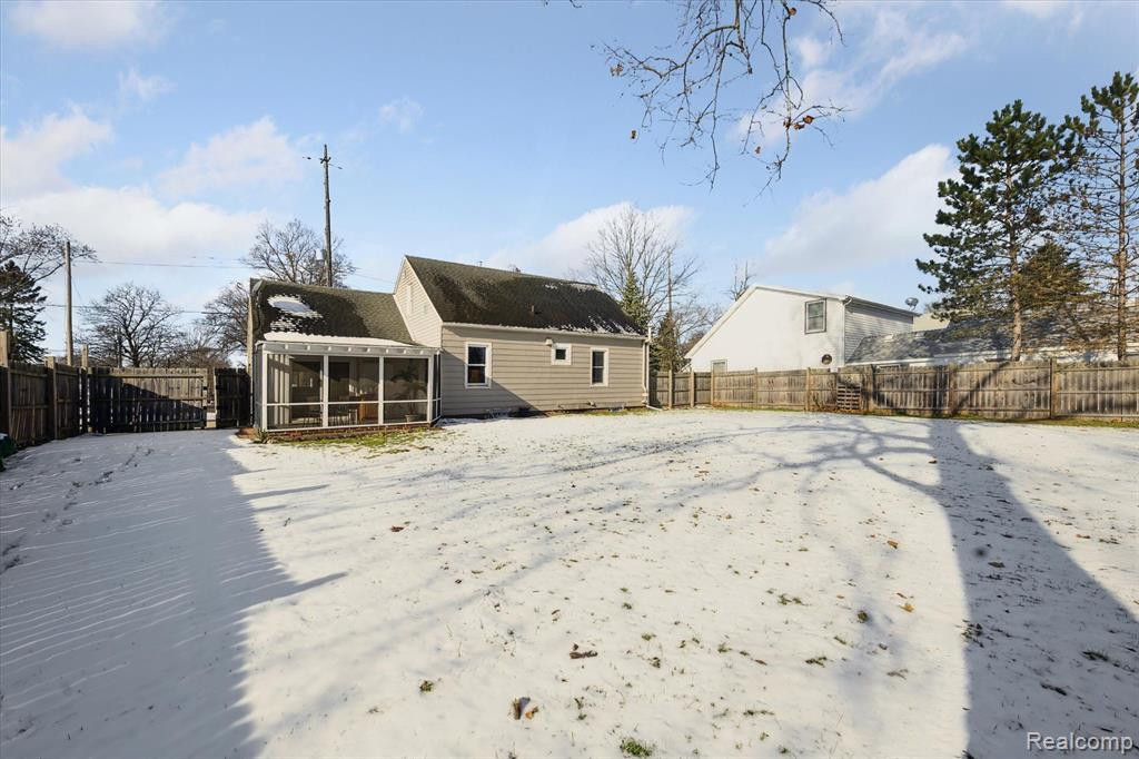 155 EAST Avenue, Grass Lake, MI 49240 — Photo 35