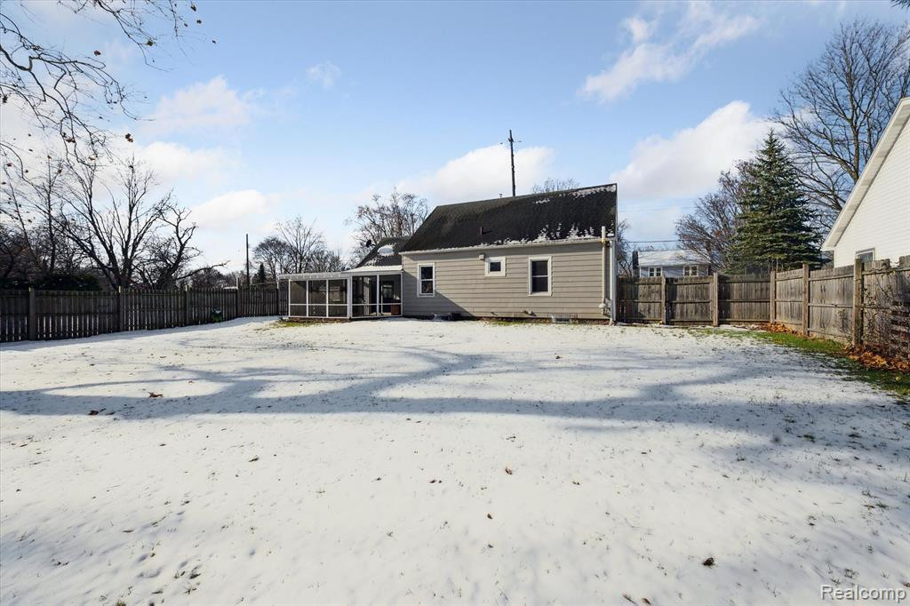 155 EAST Avenue, Grass Lake, MI 49240 — Photo 37