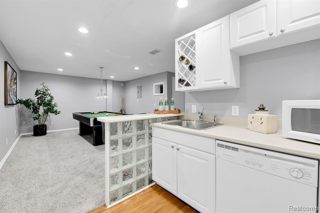 41692 MAGNOLIA, Novi, MI 48377 — Photo 19
