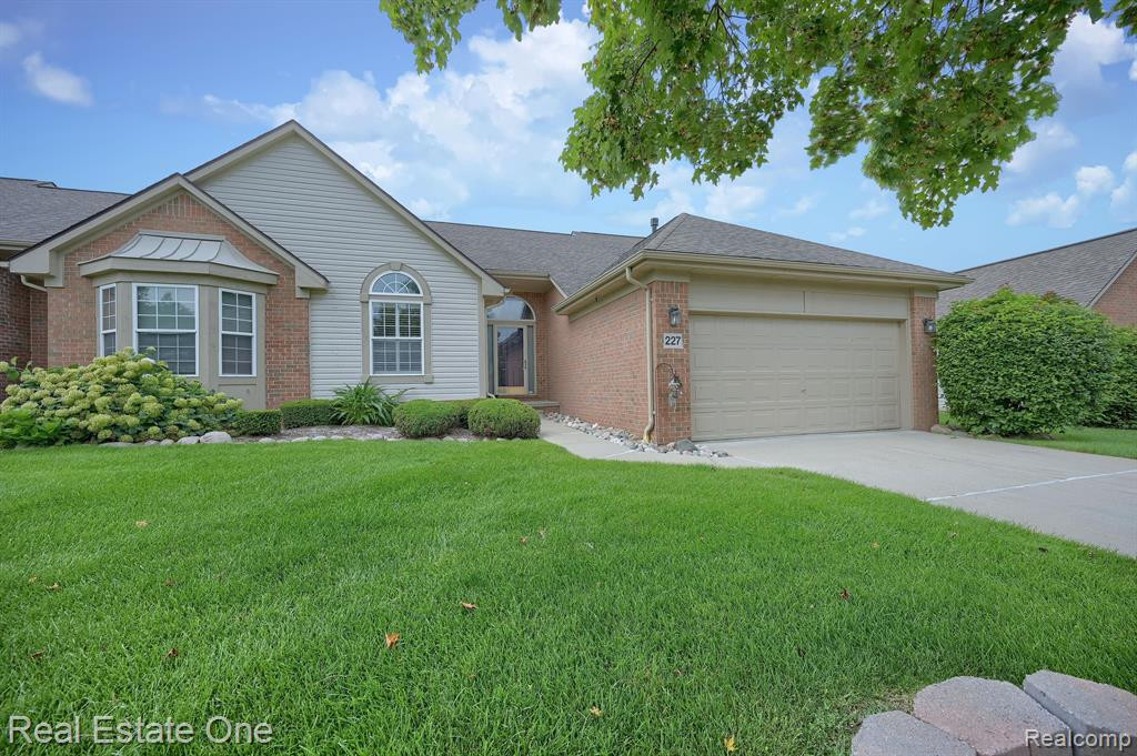 227 SHORE BROOK LANE, Walled Lake, MI 48390 — front exterior