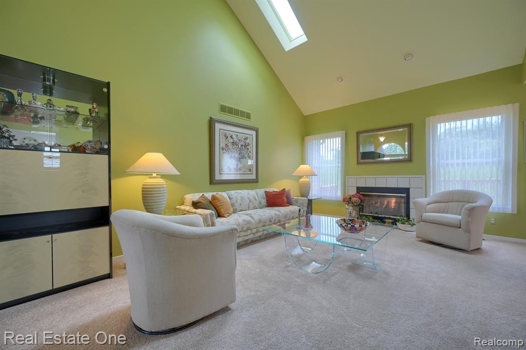 227 SHORE BROOK LANE, Walled Lake, MI 48390 — Photo 6