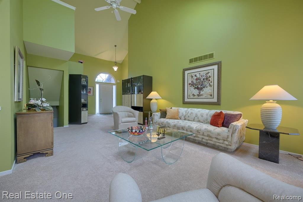 227 SHORE BROOK LANE, Walled Lake, MI 48390 — Photo 7
