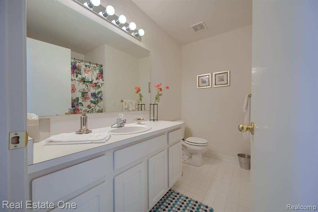227 SHORE BROOK LANE, Walled Lake, MI 48390 — Photo 23
