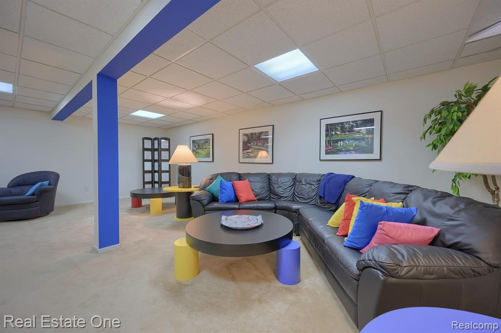 227 SHORE BROOK LANE, Walled Lake, MI 48390 — Photo 27