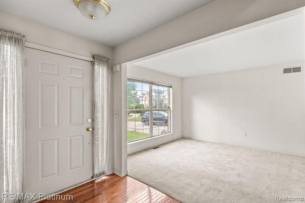 4770 WILLINGHAM, Ypsilanti, MI 48197 — Photo 5