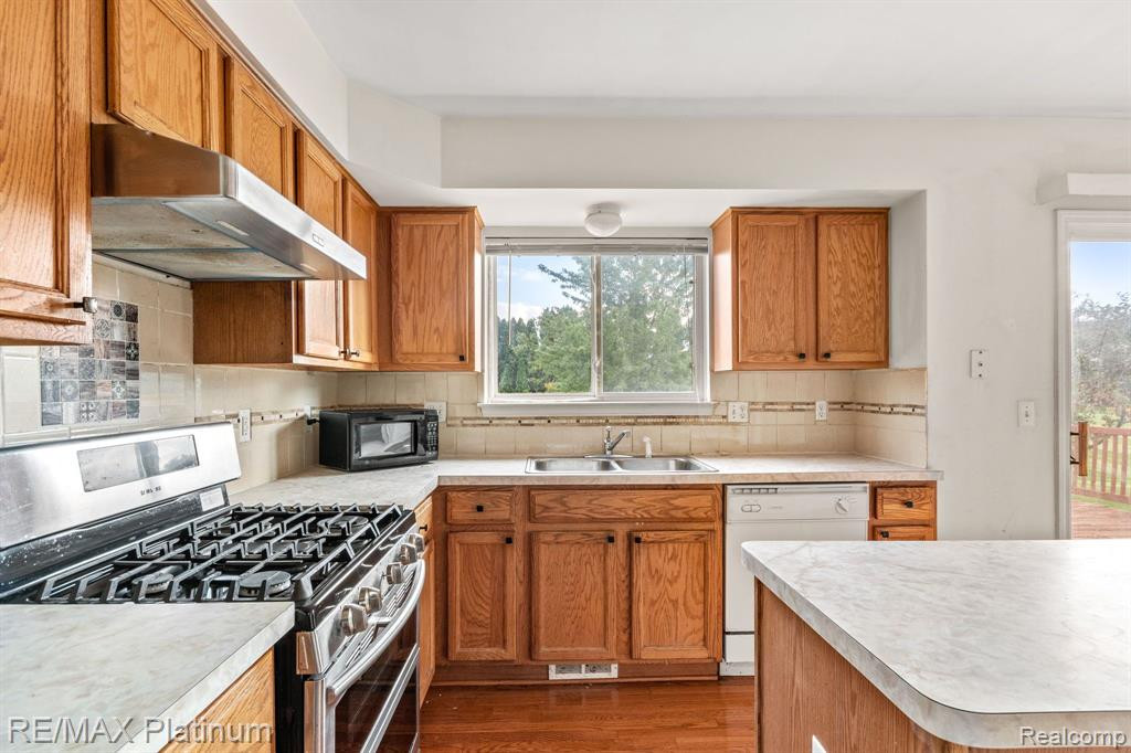 4770 WILLINGHAM, Ypsilanti, MI 48197 — Photo 11