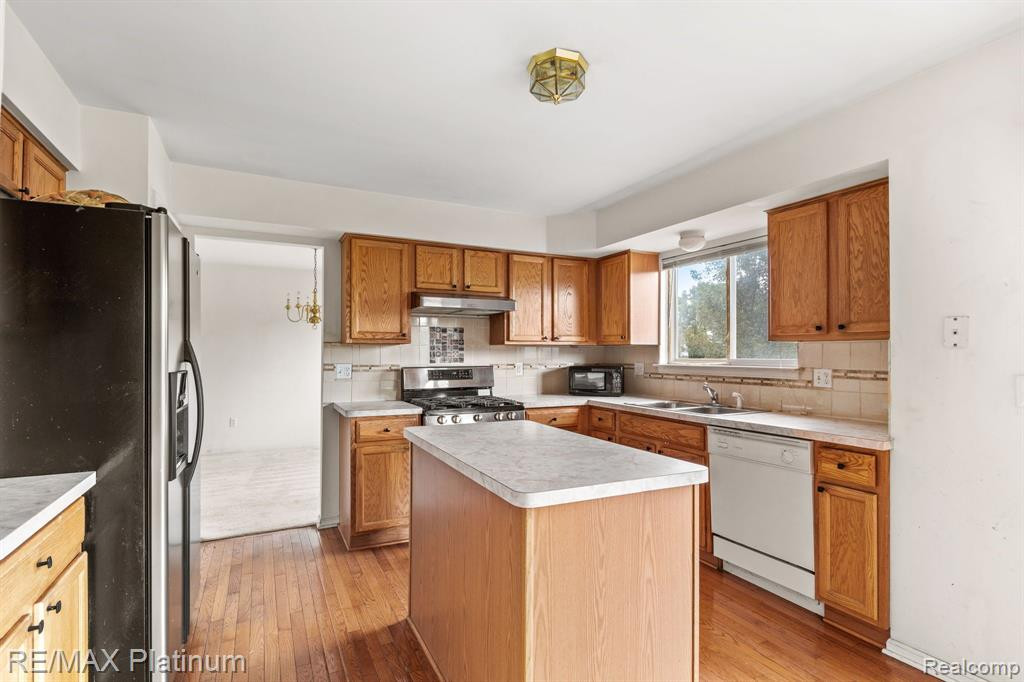 4770 WILLINGHAM, Ypsilanti, MI 48197 — Photo 12
