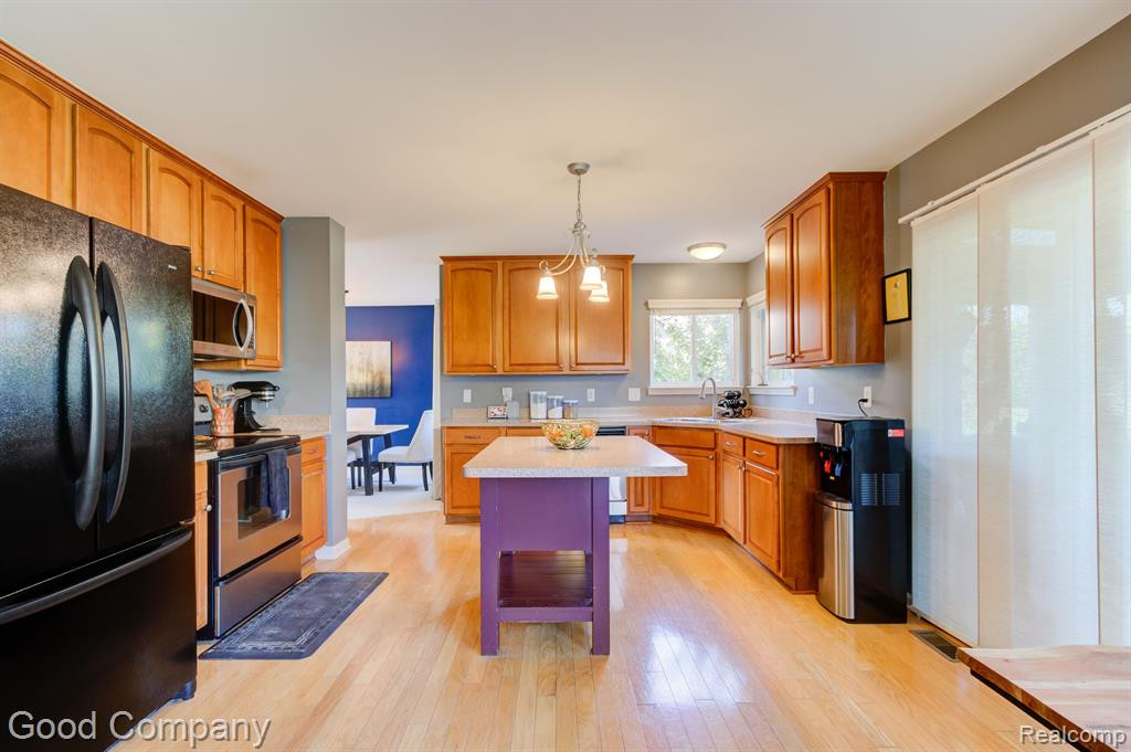 8302 N WARWICK, Ypsilanti, MI 48198 — Photo 15