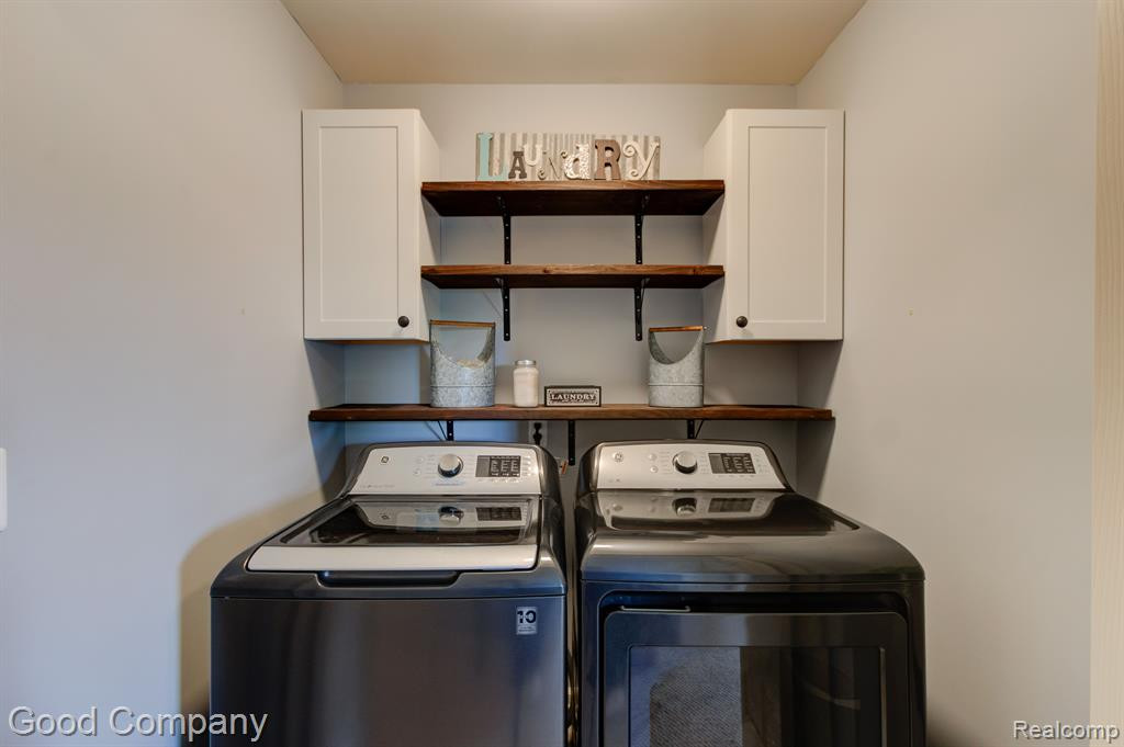 8302 N WARWICK, Ypsilanti, MI 48198 — Photo 34