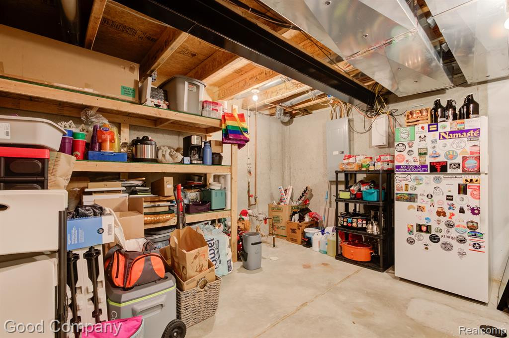 8302 N WARWICK, Ypsilanti, MI 48198 — Photo 51