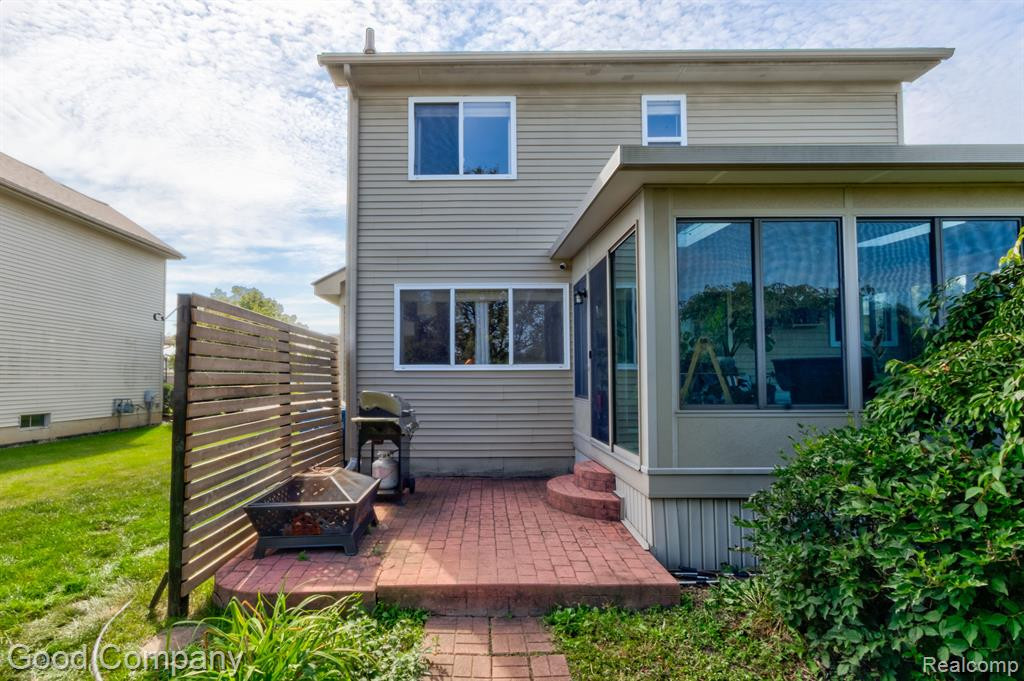 8302 N WARWICK, Ypsilanti, MI 48198 — Photo 58