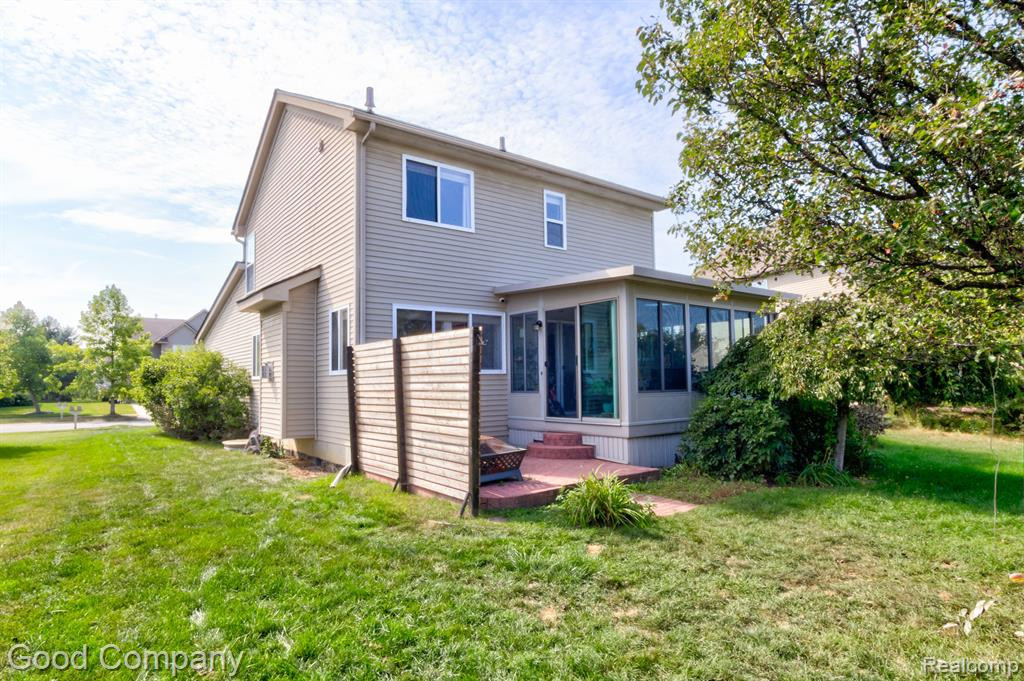 8302 N WARWICK, Ypsilanti, MI 48198 — Photo 59