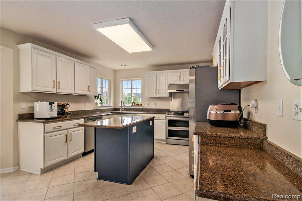 2806 Chaseway Drive, Ann Arbor, MI 48105 — Photo 11