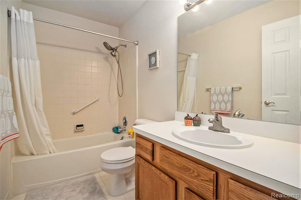 2806 Chaseway Drive, Ann Arbor, MI 48105 — Photo 21