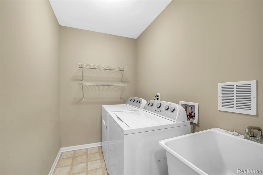 561 CHERRY GROVE Road, Canton, MI 48188 — Photo 8
