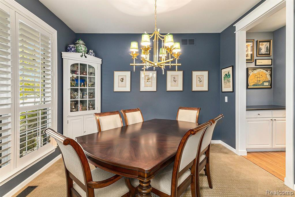 1083 EQUESTRIAN Drive, South Lyon, MI 48178 — Photo 8