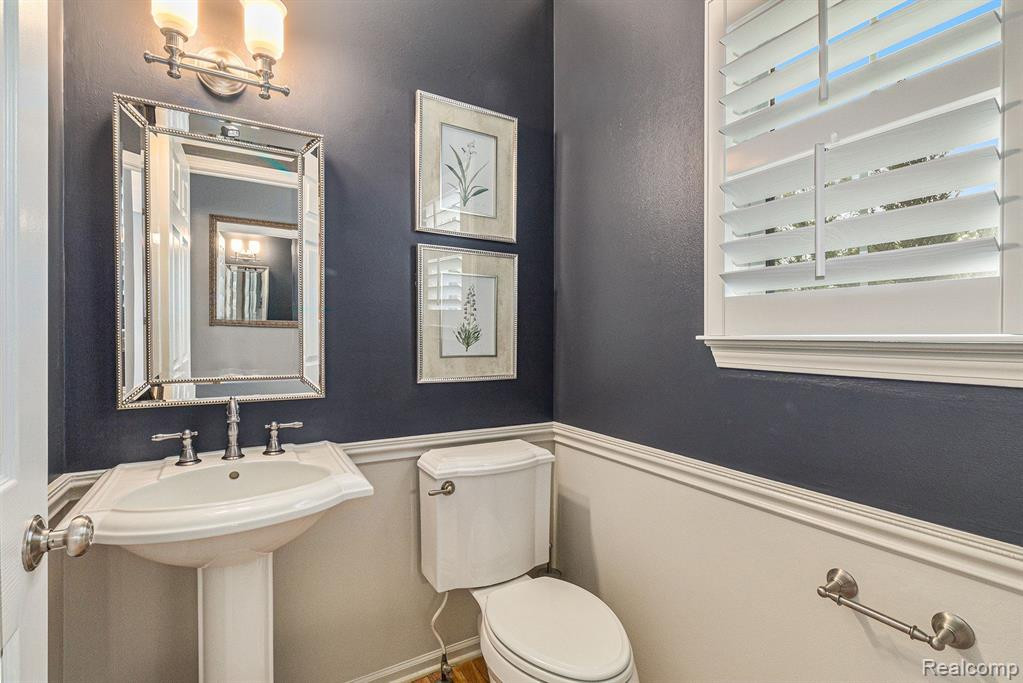 1083 EQUESTRIAN Drive, South Lyon, MI 48178 — Photo 17
