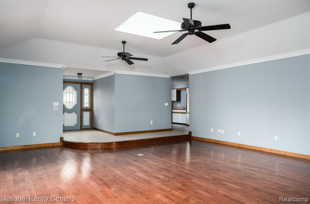 7806 CIRCLE Boulevard, West Bloomfield, MI 48323 — Photo 5