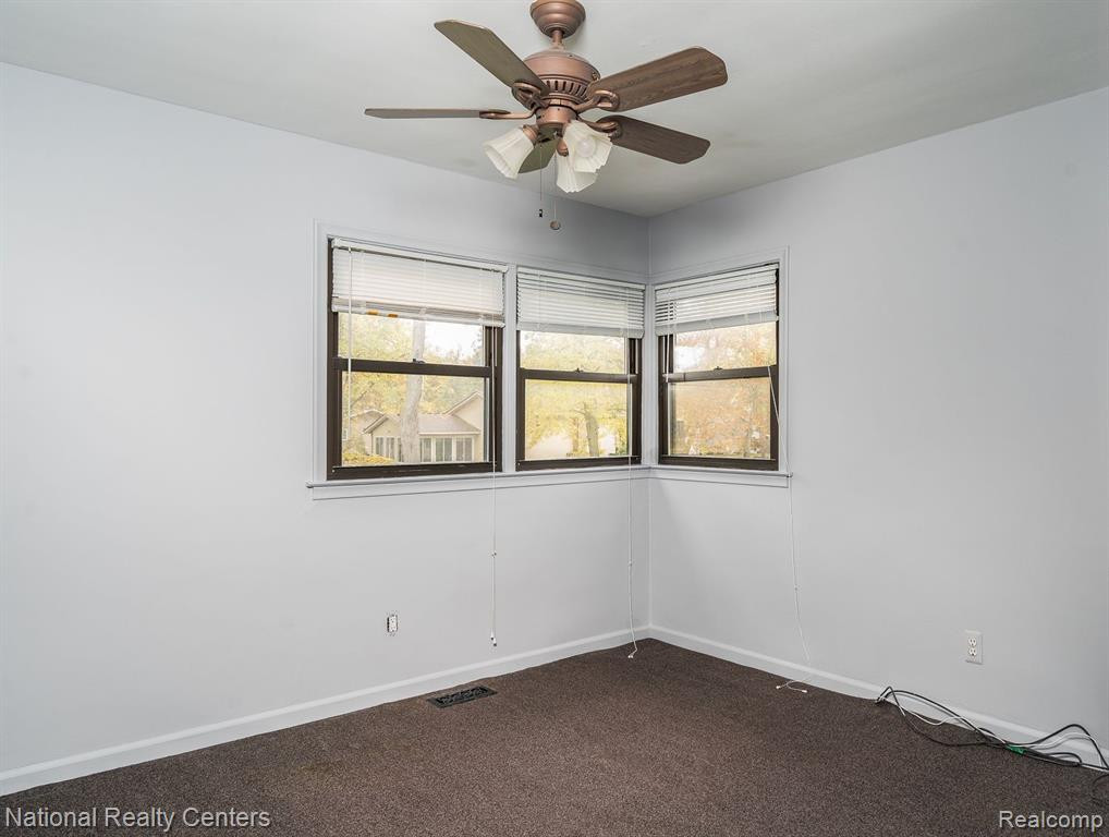 7806 CIRCLE Boulevard, West Bloomfield, MI 48323 — Photo 13