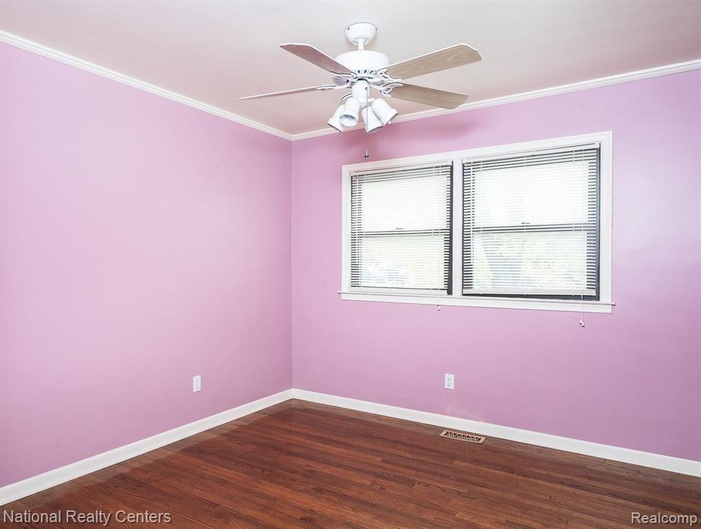 7806 CIRCLE Boulevard, West Bloomfield, MI 48323 — Photo 14
