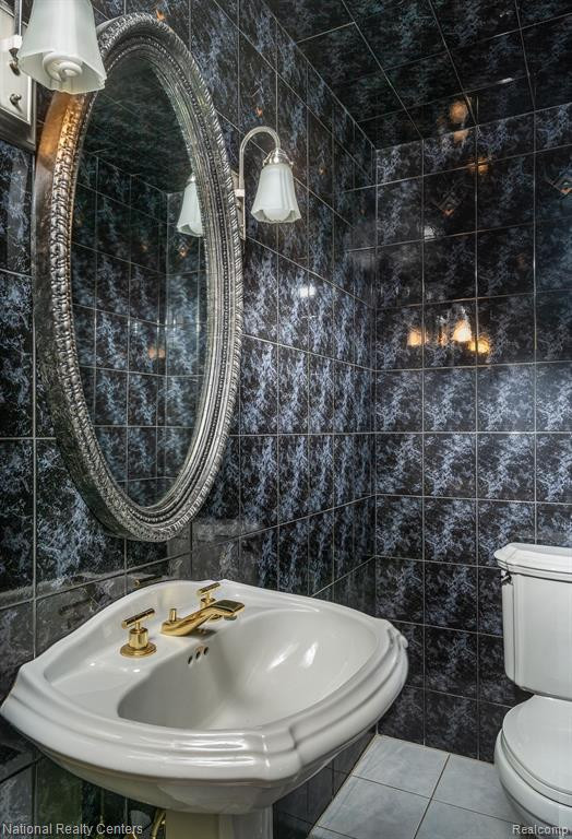 7806 CIRCLE Boulevard, West Bloomfield, MI 48323 — Photo 18