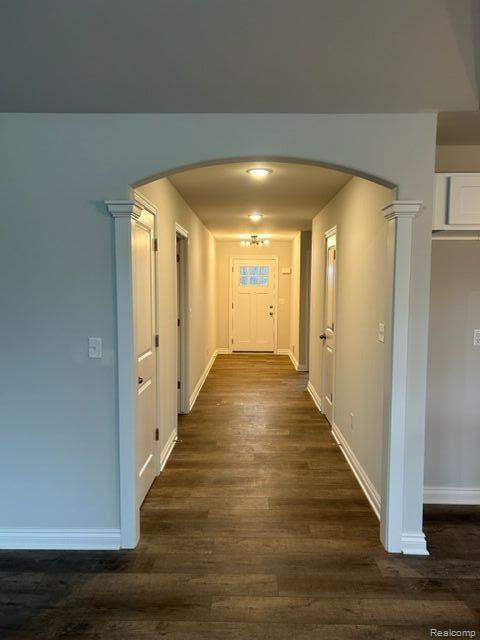42587 COLONIAL Road, Belleville, MI 48111 — Photo 2