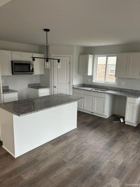 42587 COLONIAL Road, Belleville, MI 48111 — Photo 3