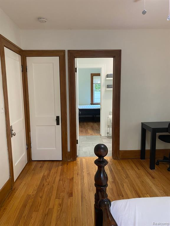 701 SAINT CLAIR Avenue, Flint, MI 48504 — Photo 21