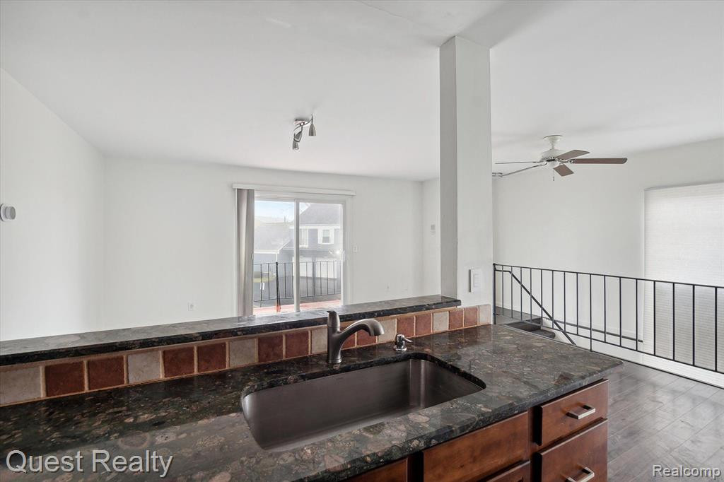 23642 STONEHENGE Boulevard, Novi, MI — Photo 14