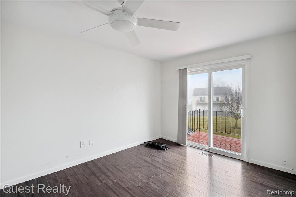 23642 STONEHENGE Boulevard, Novi, MI — Photo 17