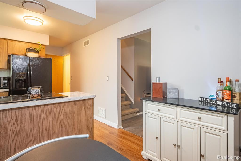 321 HAMPTON, South Lyon, MI 48178 — Photo 10