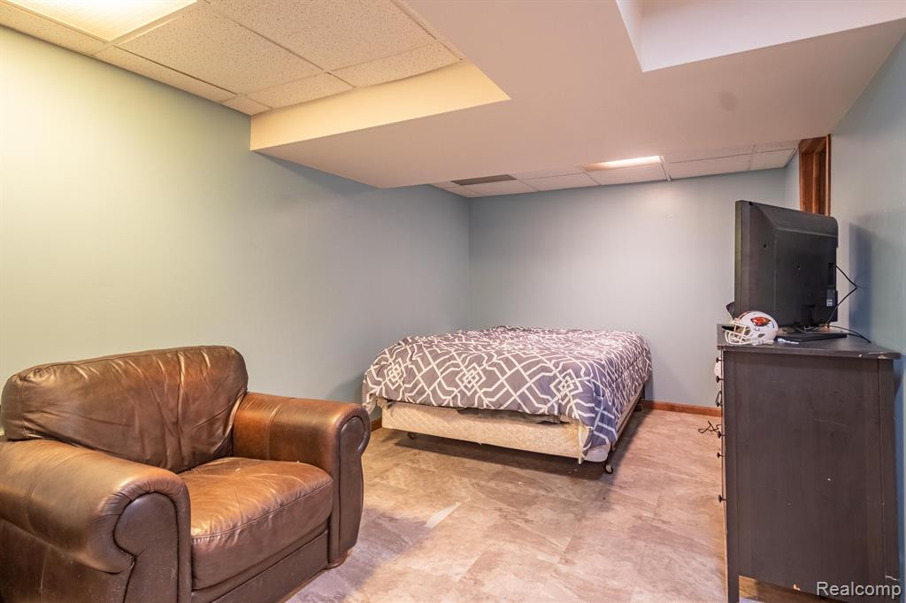 321 HAMPTON, South Lyon, MI 48178 — Photo 24