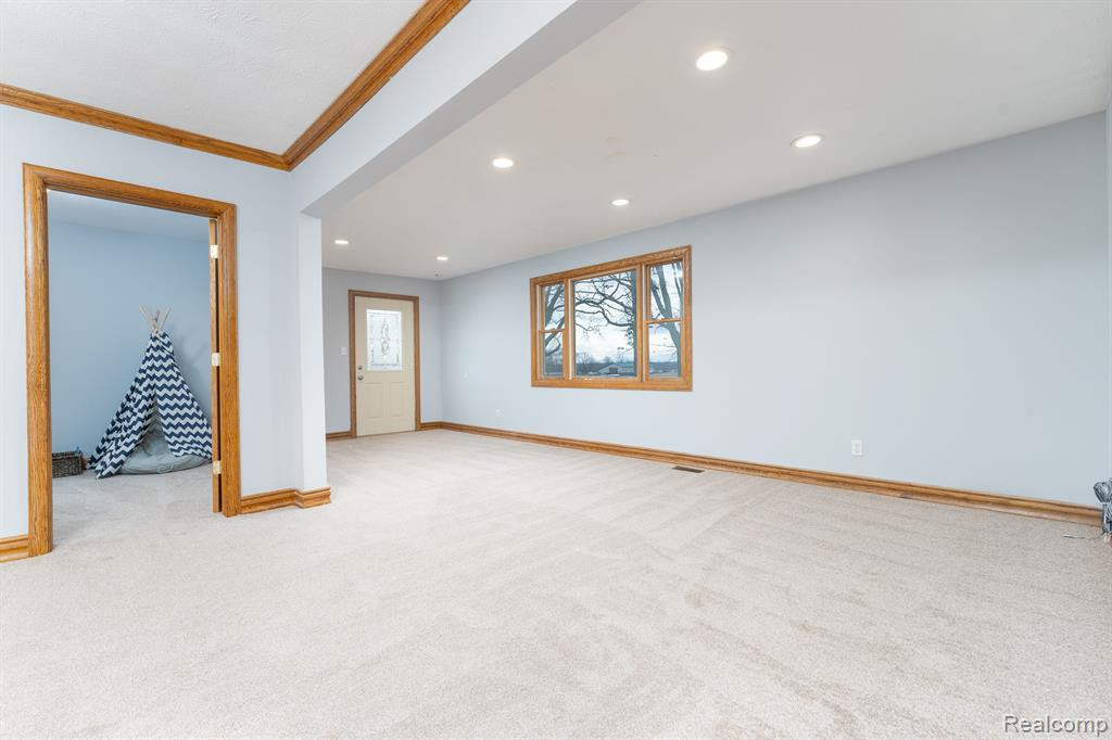 5120 Maxwell Road Road, Fowlerville, MI 48836 — Photo 3