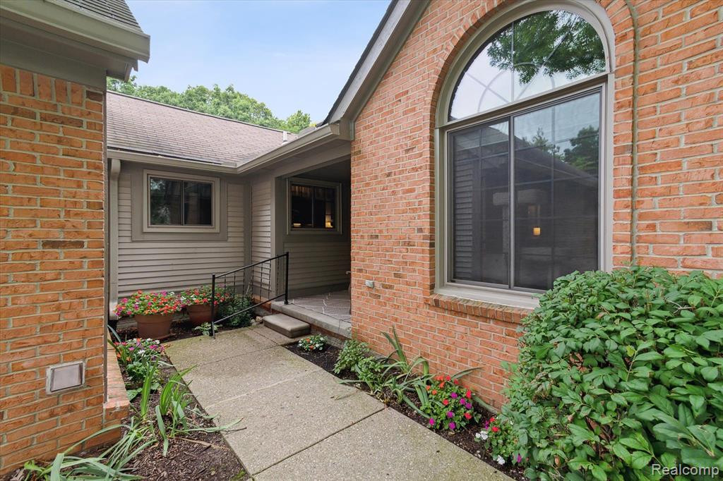 948 ROSEWOOD, 78, Brighton, MI 48116 — Photo 5